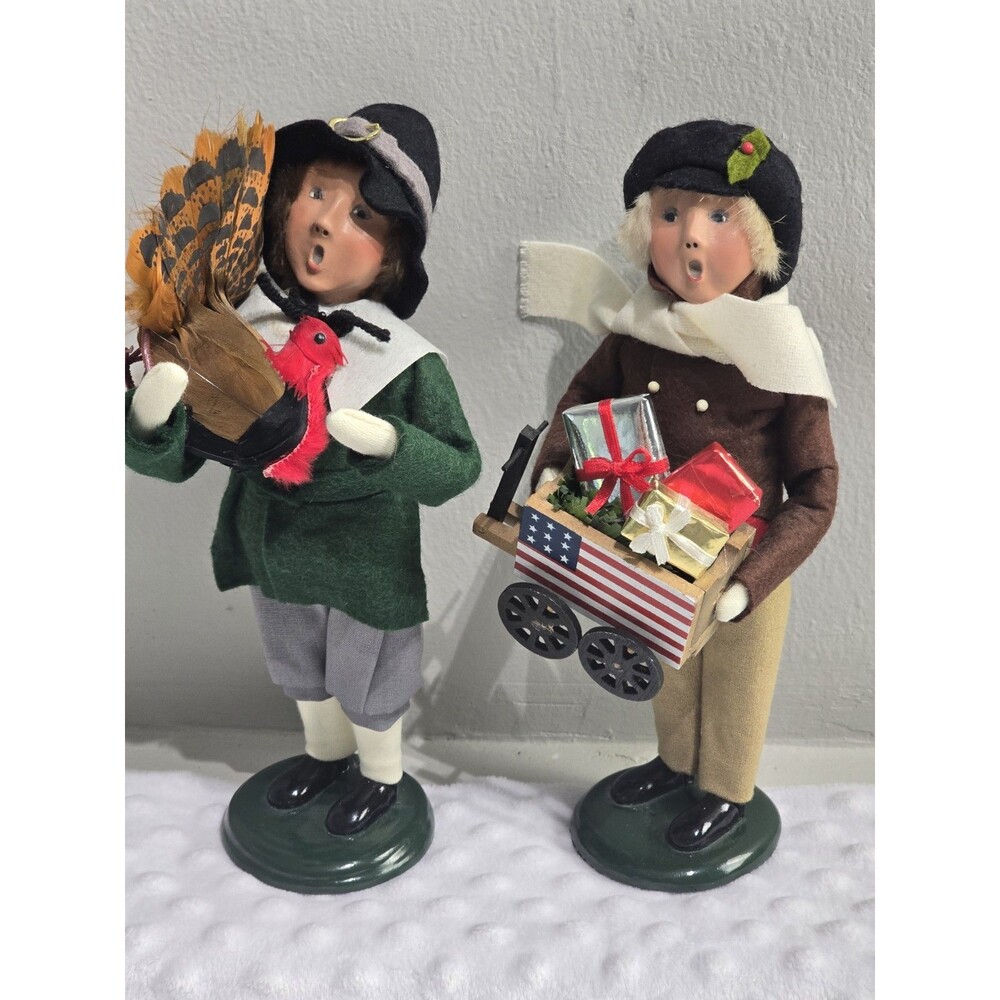Byers Choice Carolers Lot Pilgrim Boy Turkey Traditional Shopper USA Vintage Set
